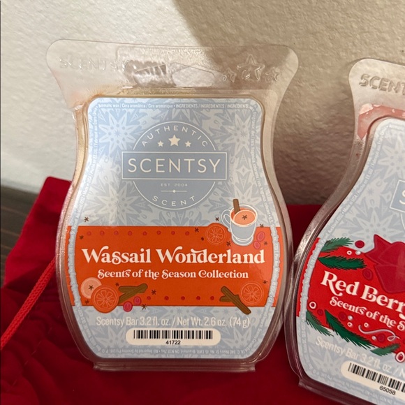 Scentsy Holiday Wax Melts Set - Picture 2 of 5